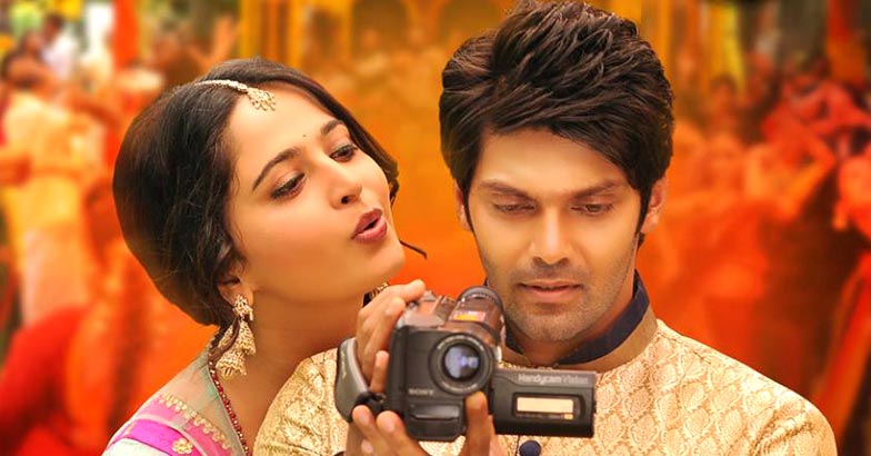 Anushka-Arya to lip-lock in 'Size Zero'