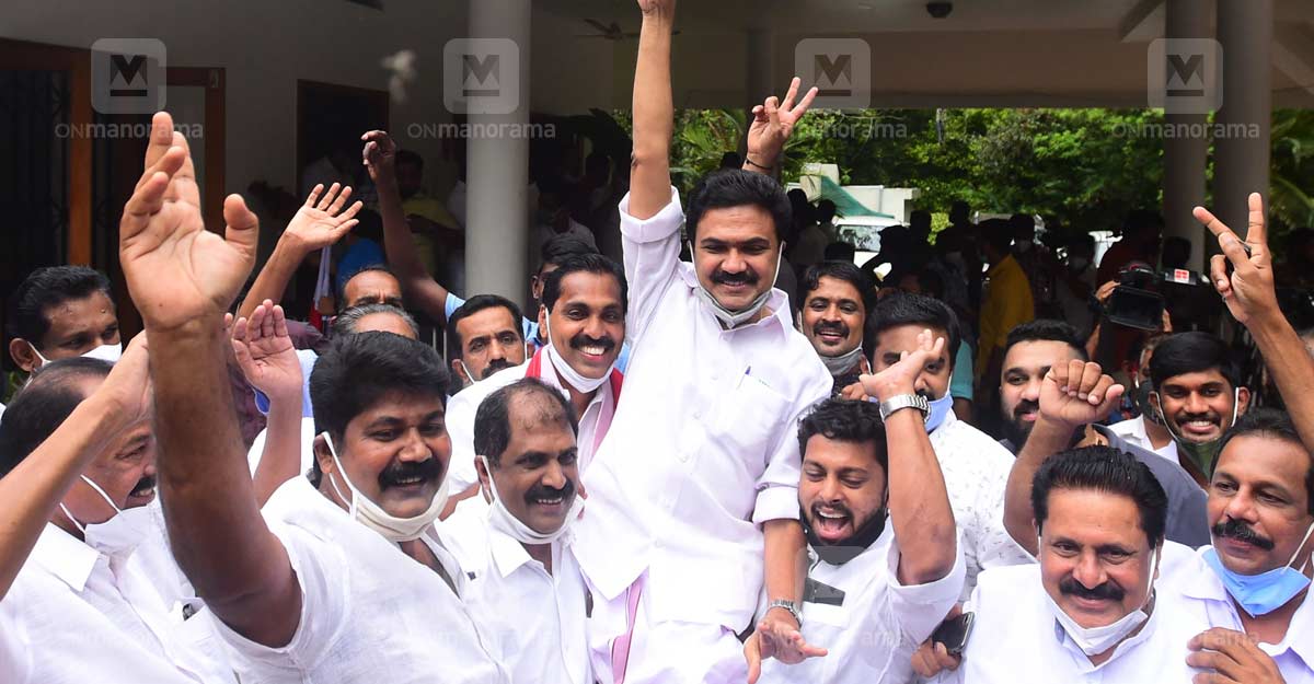 Analysis Growing Christian Muslim Alienation Kerala Civic Polls And Kunhalikutty S Christmas Cake Diplomacy Kerala News Onmanorama The cpm's reluctance to field a heavyweight candidate could give kunhalikutty a walkover. growing christian muslim alienation