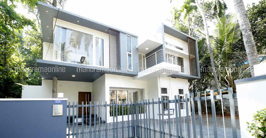 A Contemporary House With All Modern, Small Contemporary House Plans Kerala