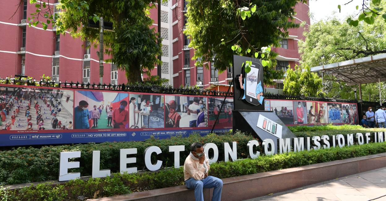 EC bans exit polls from Apr 19 to June 1