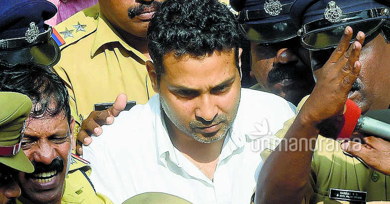 Still the boss! Nisham threatens his manager from jail 