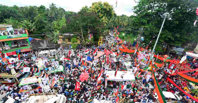 aruvikkara-final-campaign