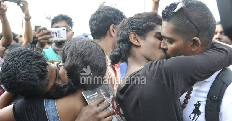 Activists Smooch Sing And Dance At Kiss Of Love Protest In Kochi 
