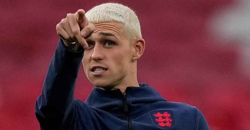 Phil Foden's New Haircut: Blonde Hair and Shaved Sides - wide 9