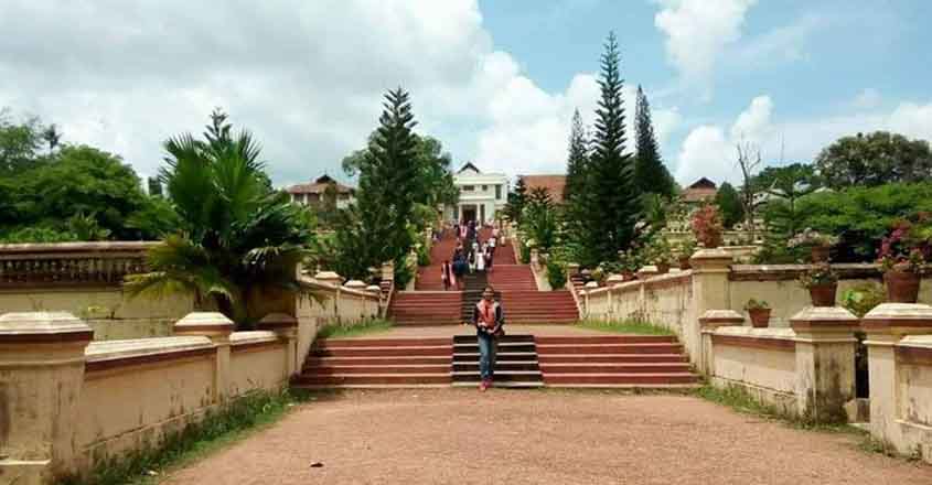 From Royals To Movie Stars Hill Palace Remains In Limelight Onmanorama Hill palace hotel & spa is located in cochin which is known as tourist's paradise. from royals to movie stars hill palace