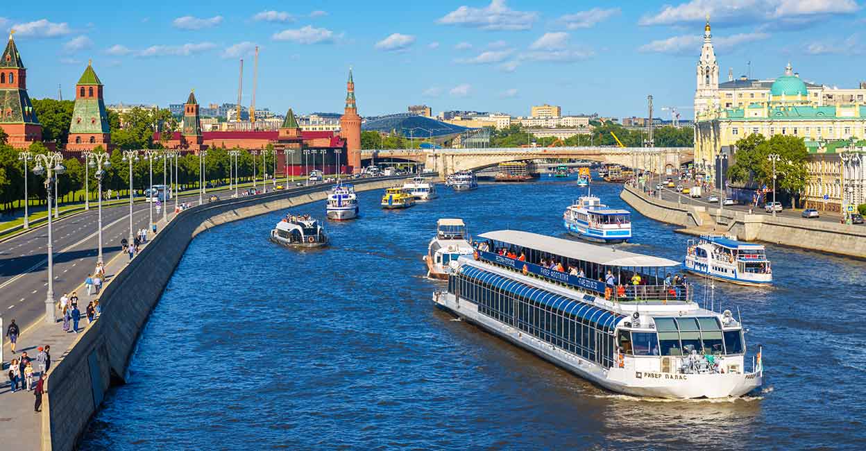Moscow makes a bid to woo tourists; Foreign Tourist Card in the offing 